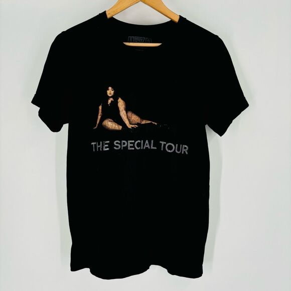 Lizzo The Special Tour 2022 Concert T Shirt Black Mens Size Medium - Picture 1 of 4